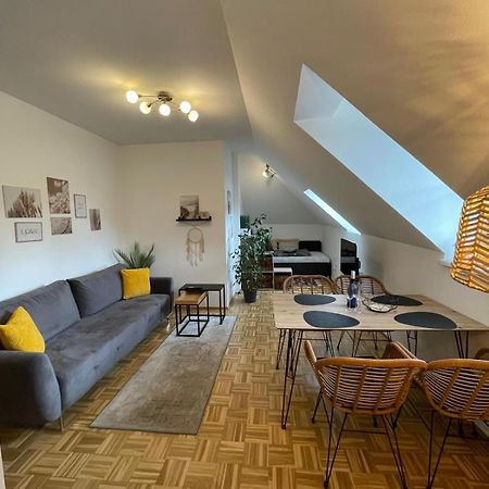 Bullsliving Seeapartment 5 Velden am Wörthersee Exteriör bild