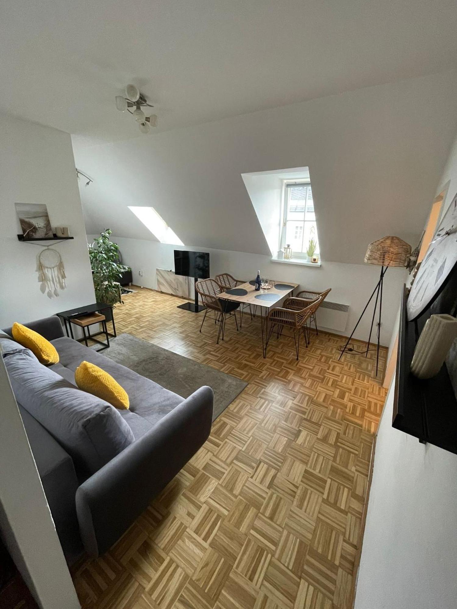 Bullsliving Seeapartment 5 Velden am Wörthersee Exteriör bild